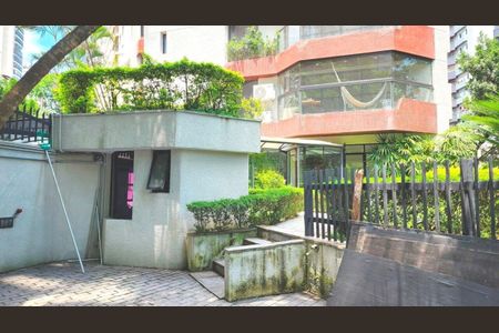 Apartamento à venda com 216m², 4 quartos e sem vaga