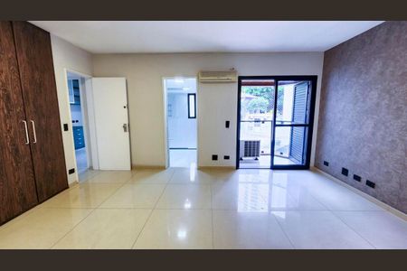 Apartamento à venda com 216m², 4 quartos e sem vaga