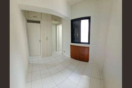 Apartamento à venda com 216m², 4 quartos e sem vaga