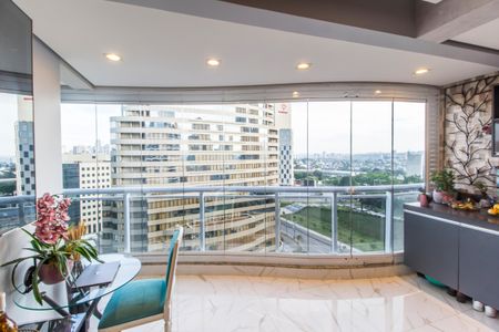 Apartamento para alugar com 70m², 2 quartos e 2 vagasVaranda