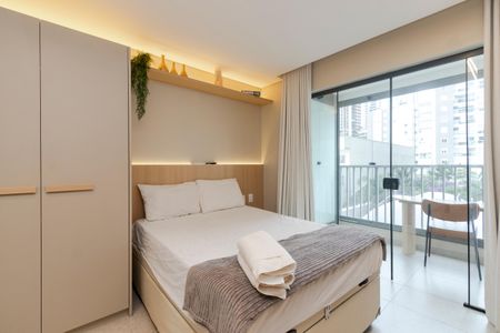 Studio à venda com 32m², 1 quarto e sem vaga Studio à venda com 32m², 1 quarto e sem vagaQuarto