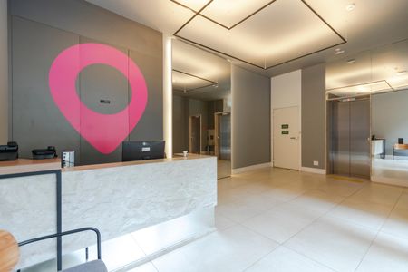 Studio à venda com 32m², 1 quarto e sem vaga Studio à venda com 32m², 1 quarto e sem vagaHall de Entrada