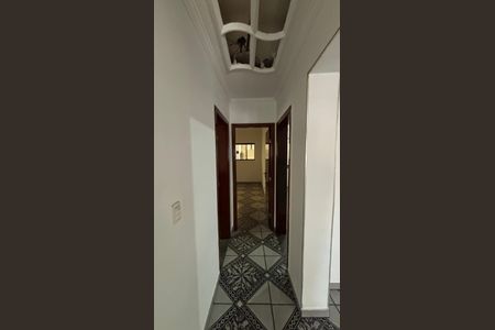 Casa à venda com 374m², 5 quartos e 2 vagas Casa à venda com 374m², 5 quartos e 2 vagasCorredor