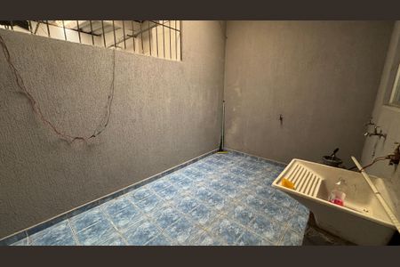 Casa à venda com 374m², 5 quartos e 2 vagas Casa à venda com 374m², 5 quartos e 2 vagasÁrea de Serviço