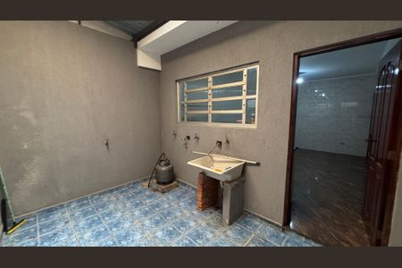 Casa à venda com 374m², 5 quartos e 2 vagas Casa à venda com 374m², 5 quartos e 2 vagasÁrea de Serviço