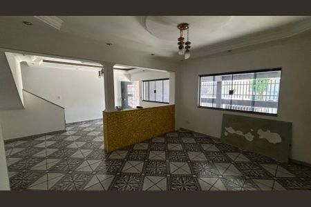 Casa à venda com 374m², 5 quartos e 2 vagas Casa à venda com 374m², 5 quartos e 2 vagasSala - Sala de Jantar