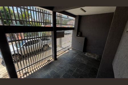 Casa à venda com 374m², 5 quartos e 2 vagas Casa à venda com 374m², 5 quartos e 2 vagasGaragem