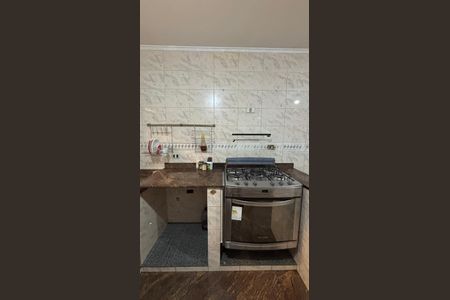 Casa à venda com 374m², 5 quartos e 2 vagas Casa à venda com 374m², 5 quartos e 2 vagasCozinha