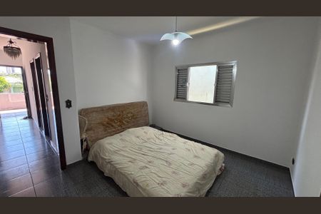 Casa à venda com 374m², 5 quartos e 2 vagas Casa à venda com 374m², 5 quartos e 2 vagasSuíte 2