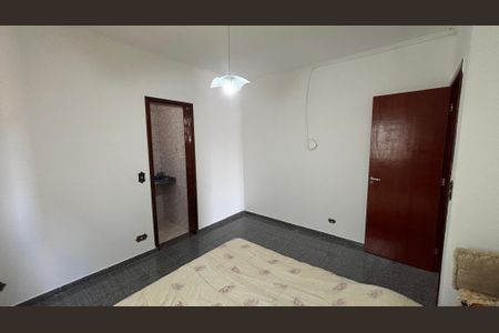 Casa à venda com 374m², 5 quartos e 2 vagas Casa à venda com 374m², 5 quartos e 2 vagasSuíte 2