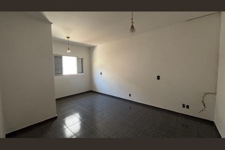 Casa à venda com 374m², 5 quartos e 2 vagas Casa à venda com 374m², 5 quartos e 2 vagasSuite 1