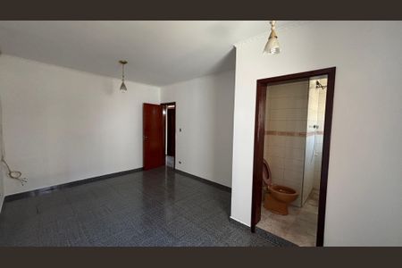 Casa à venda com 374m², 5 quartos e 2 vagas Casa à venda com 374m², 5 quartos e 2 vagasSuite 1