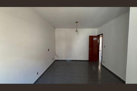 Casa à venda com 374m², 5 quartos e 2 vagas Casa à venda com 374m², 5 quartos e 2 vagasSuite 1