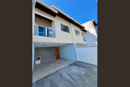 Casa para alugar com 125m², 2 quartos e 3 vagasGaragem