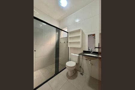 Casa para alugar com 125m², 2 quartos e 3 vagasBanheiro social