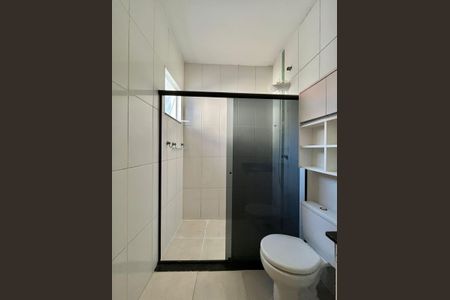 Casa para alugar com 125m², 2 quartos e 3 vagasBanheiro da Suíte