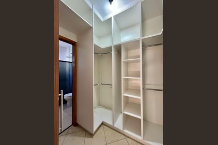 Casa para alugar com 125m², 2 quartos e 3 vagasCloset