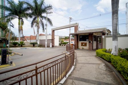 Apartamento para alugar com 48m², 2 quartos e 1 vagaFachada e portaria