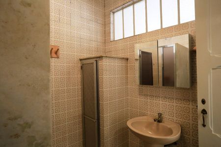 Apartamento à venda com 72m², 2 quartos e sem vaga Apartamento à venda com 72m², 2 quartos e sem vagaBanheiro