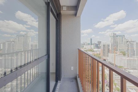 Studio para alugar com 25m², 1 quarto e sem vaga Studio para alugar com 25m², 1 quarto e sem vagaVaranda