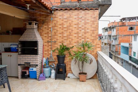 Casa à venda com 210m², 2 quartos e 2 vagasSacada