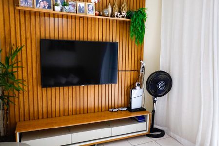 Casa à venda com 210m², 2 quartos e 2 vagassala