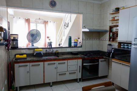 Casa à venda com 210m², 2 quartos e 2 vagasCozinha