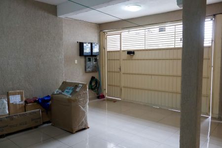 Casa à venda com 210m², 2 quartos e 2 vagasGaragem