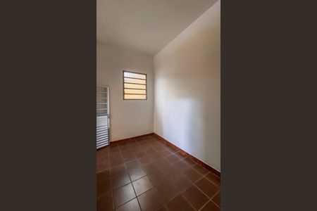 Casa para alugar com 500m², 4 quartos e 10 vagas Casa para alugar com 500m², 4 quartos e 10 vagasQuarto de Serviço