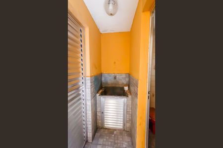 Casa para alugar com 500m², 4 quartos e 10 vagas Casa para alugar com 500m², 4 quartos e 10 vagasBanheiro de serviço