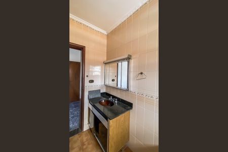 Casa para alugar com 500m², 4 quartos e 10 vagas Casa para alugar com 500m², 4 quartos e 10 vagasBanheiro da Suíte 1