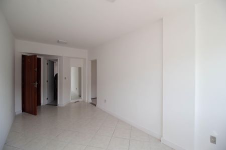 Apartamento à venda com 70m², 2 quartos e 1 vaga