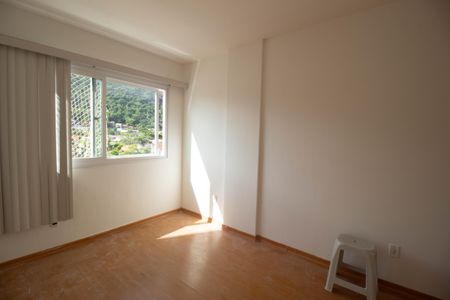 Apartamento à venda com 70m², 2 quartos e 1 vaga