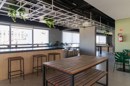 Apartamento à venda com 25m², 1 quarto e sem vaga Apartamento à venda com 25m², 1 quarto e sem vagaÁrea Comum - Salão de Festas