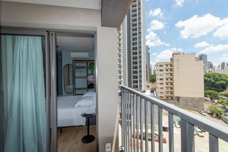 Apartamento à venda com 25m², 1 quarto e sem vaga Apartamento à venda com 25m², 1 quarto e sem vagaSacada do Studio