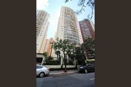 Apartamento para alugar com 105m², 3 quartos e 2 vagasFachada