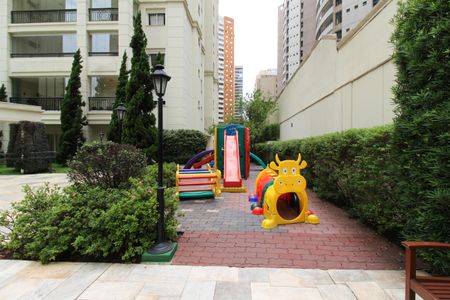 Apartamento para alugar com 105m², 3 quartos e 2 vagasÁrea comum - Playground