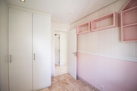 Apartamento para alugar com 105m², 3 quartos e 2 vagasQuarto 2