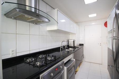 Apartamento para alugar com 105m², 3 quartos e 2 vagasCozinha