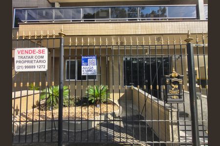 Apartamento à venda com 120m², 3 quartos e 1 vagaPlaca