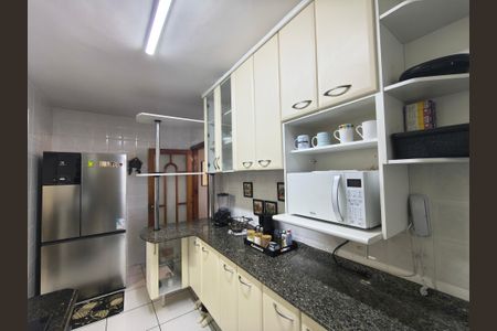 Apartamento à venda com 120m², 3 quartos e 1 vagaCozinha