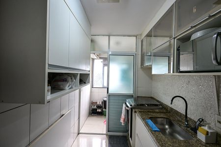 Apartamento à venda com 52m², 2 quartos e 1 vagaCozinha