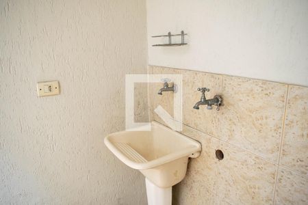 Casa para alugar com 120m², 3 quartos e 1 vagaÁrea de serviço