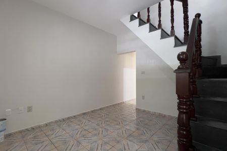 Sala de casa para alugar com 3 quartos, 130m² em Jardim Presidente Dutra, Guarulhos