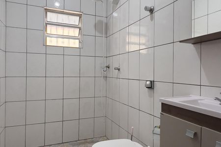 Casa para alugar com 130m², 3 quartos e 2 vagasBanheiro 1