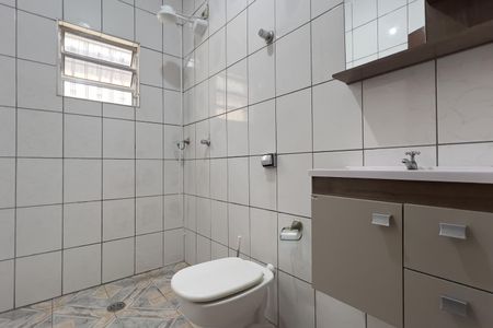 Casa para alugar com 130m², 3 quartos e 2 vagasBanheiro 1