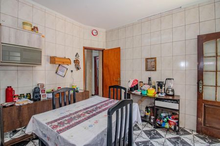 Casa à venda com 145m², 2 quartos e 3 vagas Casa à venda com 145m², 2 quartos e 3 vagasCozinha