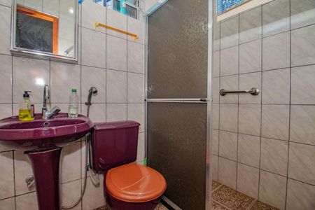 Casa à venda com 145m², 2 quartos e 3 vagas Casa à venda com 145m², 2 quartos e 3 vagasBanheiro da Suíte