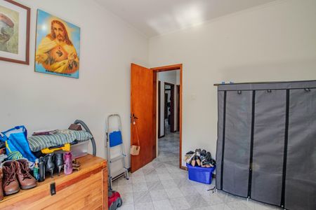 Casa à venda com 145m², 2 quartos e 3 vagas Casa à venda com 145m², 2 quartos e 3 vagasQuarto