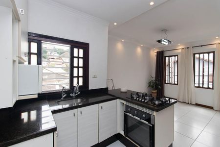 Cozinha de casa para alugar com 2 quartos, 70m² em Vila Paulistana, São Paulo